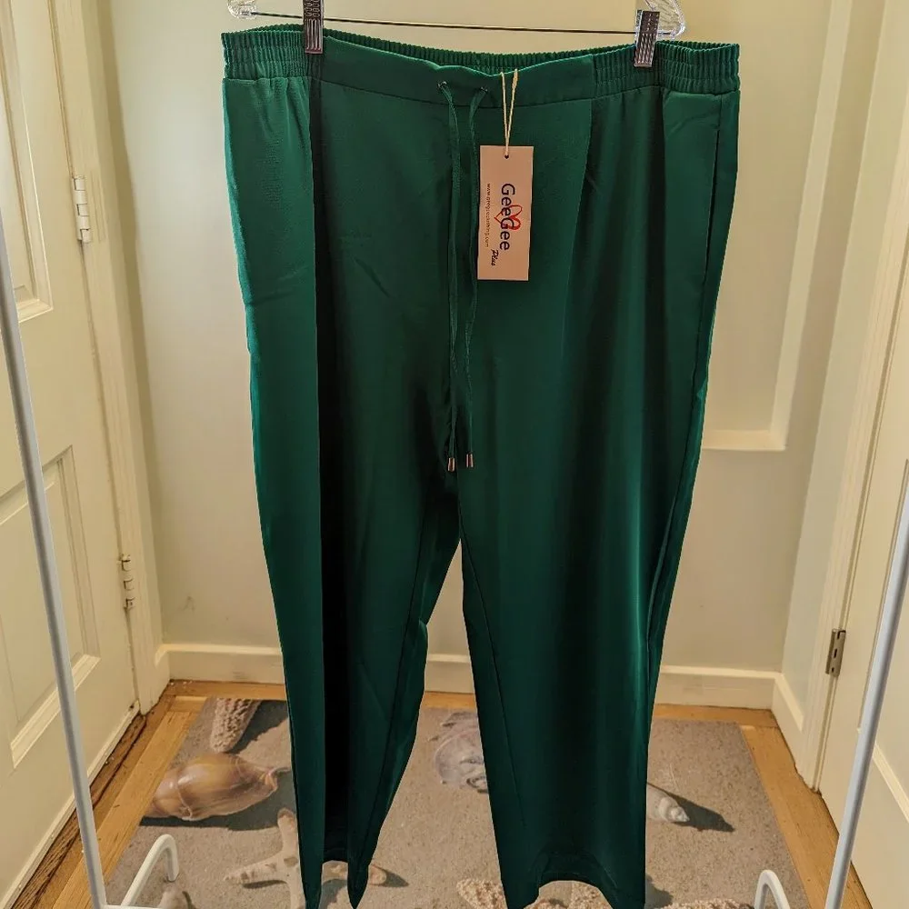 Women's Green Tapered-Leg Trousers with Elastic Waist GeeGee 3X (fits like a 2X) - Picture 1 of 2